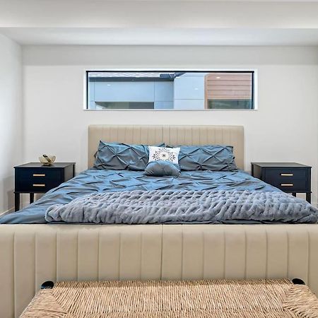 Blocks From The Beach With A Golf Cart And Pool! Клиъруотър Бийч Екстериор снимка