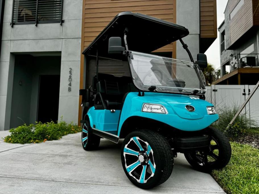 Blocks From The Beach With A Golf Cart And Pool! Клиъруотър Бийч Екстериор снимка